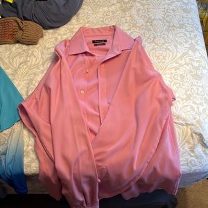 Van Heusen collared shirt